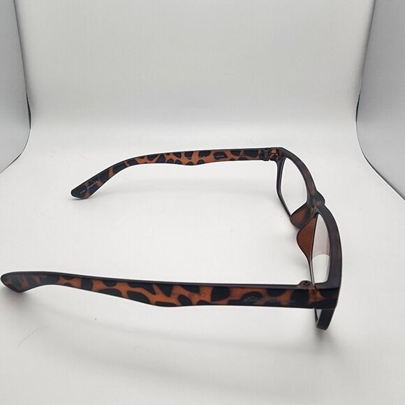 Eddie Bauer Tortoiseshell +2.00 Readers - Picture 5 of 11